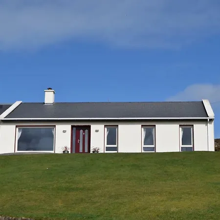 Ard Na Carraige, Ventry Holiday home *